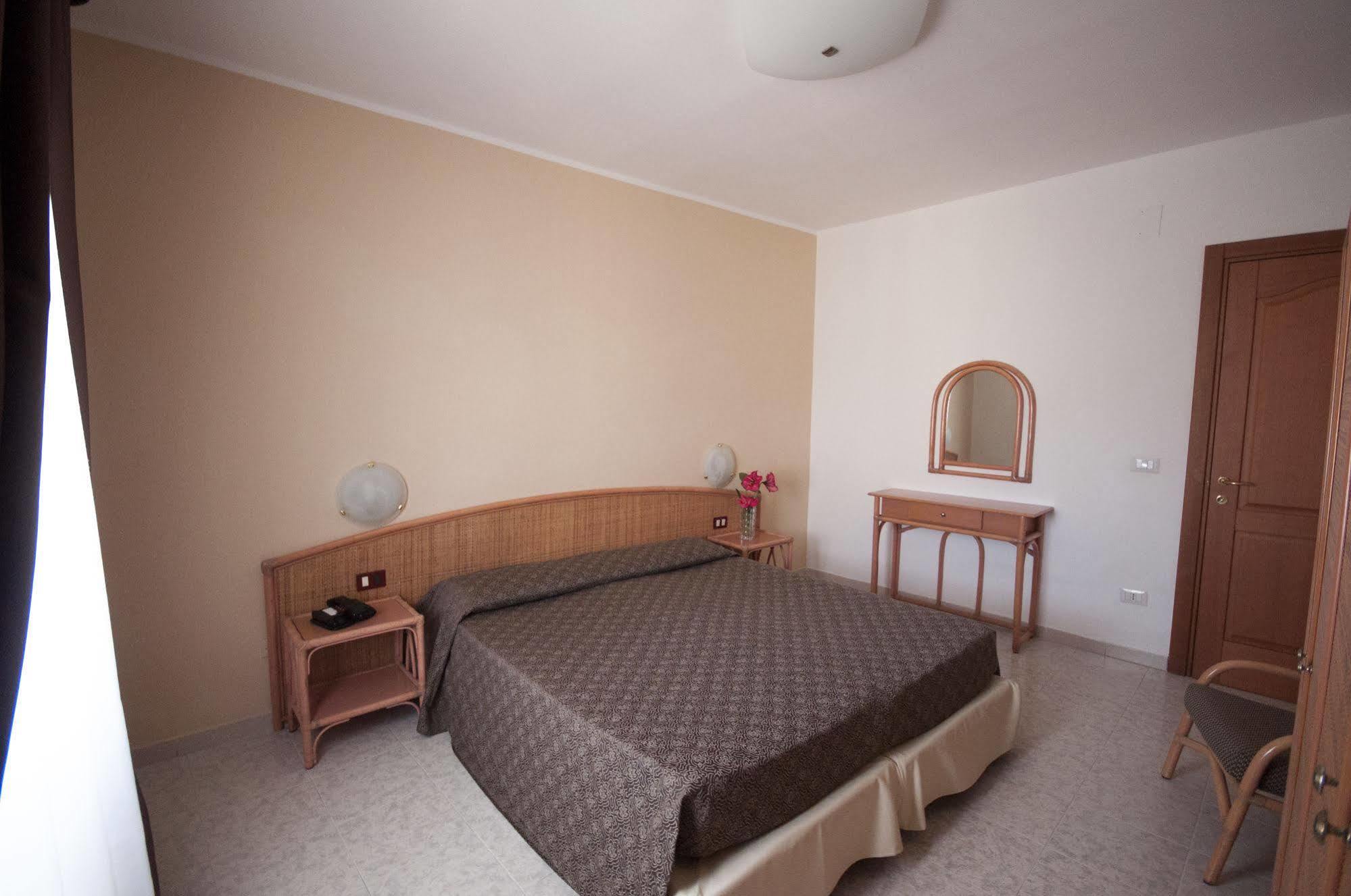Rina Hotel Alghero Exterior photo